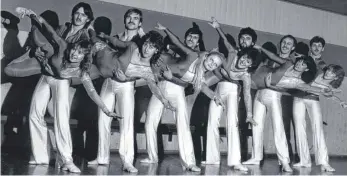 ?? FOTO: PRIVAT ?? Ein Foto von 1981: Die Laupheimer Rock 'n’ Roller werfen sich in Pose.