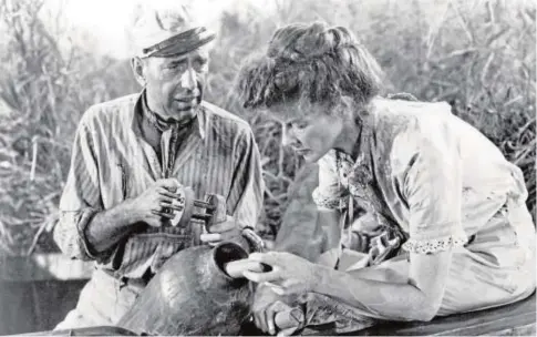  ?? ABC ?? Humphrey Bogart y Katharine Hepburn en una escena de ‘La reina de África’