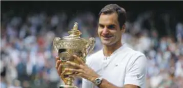  ?? |GETTY IMAGES ?? Roger Federer se convirtió en el jugador más veterano en la historia en ganar Wimbledon.