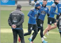  ??  ?? EL SÁBADO. Andone, en Riazor poco antes de lesionarse.