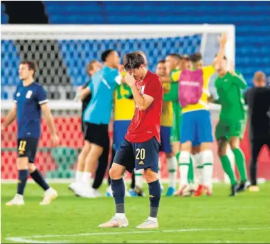  ?? FERNANDO BIZERRA / EFE ?? Juan Miranda, tras la derrota de España ante Brasil.