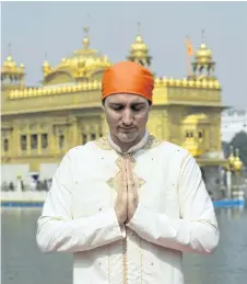  ?? SEAN KILPATRICK/THE CANADIAN PRESS ?? Prime Minister Justin Trudeau visits the Golden Temple in Amritsar, India.