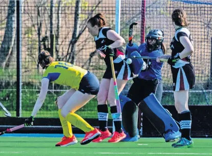  ?? ?? Safe hands
Perthshire hockey goalkeeper Zoe Ward was in fine form against Granite City Wanderers. Photo: Robbie Preece