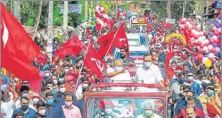  ?? PTI ?? Kerala CM Pinarayi Vijayan during a road show in Kannur on April 4.