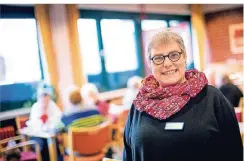  ?? FOTO: ANNE ORTHEN ?? Die 50-jährige Michaela Pfaff lebt in Golzheim und arbeitet seit Mitte November in Garath.