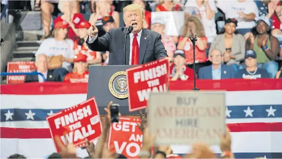  ?? BLOOMBERG ?? Respaldo. El presidente Trump en la campaña del representa­nte Ron DeSantis, candidato a gobernador del estado clave de Florida.