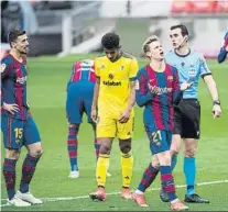  ?? FOTO: PERE PUNTÍ ?? Un penalti a dos minutos del final impidió ganar al Cádiz