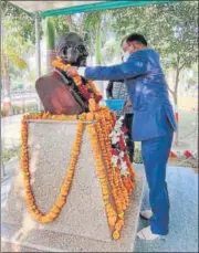  ?? SOURCED ?? Babasaheb’s statue being garlanded on the occasion