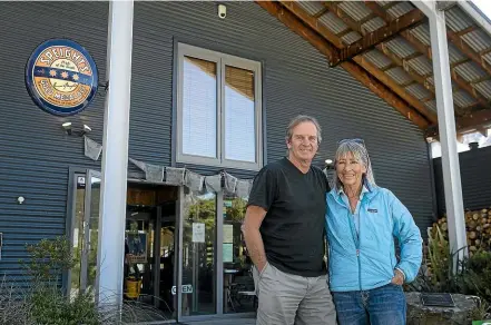  ?? ALDEN WILLIAMS/
STUFF ?? Charlie and Mary Hobbs outside their Old
Mountainee­rs Cafe in March.