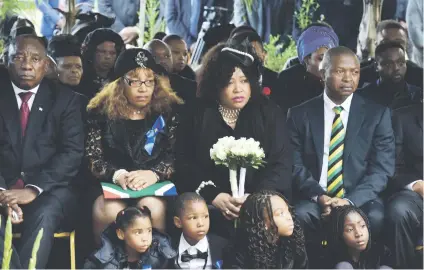  ?? Pictures: GCIS ?? TEARFUL GOODBYE. President Cyril Ramaphosa and Deputy President David Mabuza with Zenani Mandela-Dlamini and Zindzi Mandela.