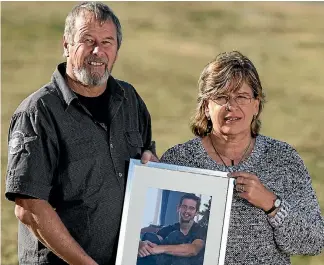  ?? PHOTO: JOHN COWPLAND/STUFF ?? Mike Middleton and Judy Richards, parents of Rhys Middleton, who was killed when Jieling Xiao drove her car off the road before suddenly veering back directly into the path of Middleton’s motorbike.