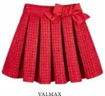  ??  ?? VALMAX红色短裙 ¥ 1238