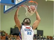  ?? JOHN COWPLAND/ALPHAPIX ?? Trey Mourning has been one of the big contributo­rs for the Nelson Giants as they close in on the Sals NBL playoffs.