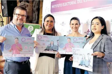  ?? CORTESÍA IEEQ ?? distribuci­ón de manteletas para promover la participac­ión ciudadana el 2 de junio.