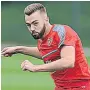  ??  ?? ON THE MOVE Arsenal defender Calum Chambers