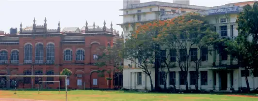  ?? K.V. SRINIVASAN ?? THE MADRAS Medical College building in Chennai. “The principle of reservatio­n as per the Tamil Nadu Act applies to the seats surrendere­d by the State to the AIQ also.”