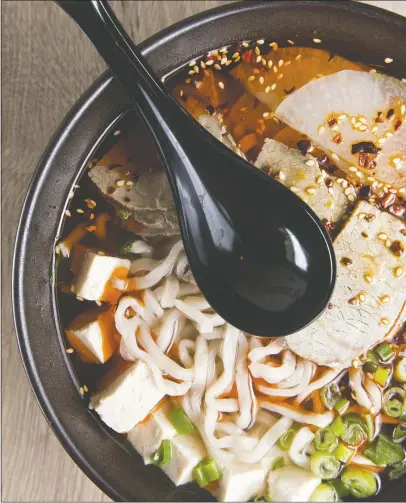  ?? [ROB HARDIN/ALIVE] ?? The signature beef noodles at Xi Xia Western Chinese Cuisine