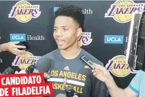  ??  ?? Markelle Fultz, quien entrenó para los Lakers la semana pasada, es el candidato que los Sixers contemplan pedir con el primer el jueves.