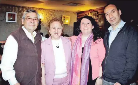  ??  ?? Pedro Salazar, Lida Gjurinovic, Carol Lagos y Ramón Bastidas.