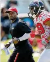 ?? CURTIS COMPTON / AJC 2017 ?? The Falcons defense made great strides last season with firstyear coordinato­r Marquand Manuel.