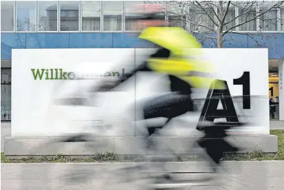  ??  ?? Wieder ein Urteil zur Aufarbeitu­ng der Telekom-Vergangenh­eit. Die Instanz wird entscheide­n.