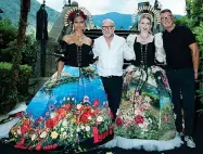  ??  ?? Nelle foto da sinistra, Emma Weymouth, Domenico Dolce, Lady Kitty Spencer, Stefano Gabbana; Helena Christense­n in total black; la top model Eva Herzigova; Maye Musk, 70 anni, madre di Elon Musk