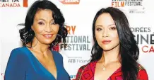  ??  ?? Actress and activist Michelle Thrush and actress Melissa O’Neil were among the celebritie­s taking to the red carpet Wednesday.