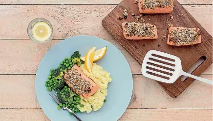  ??  ?? This almond honey-baked salmon with potato cauliflowe­r mash is healthy and delicious.
