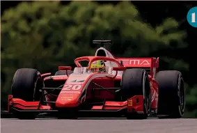  ?? PELLEGRINI ?? 1 1) Mick Schumacher, 21 anni, ieri durante le prove di F.2;
2) Il figlio di Michael con Kimi Raikkonen nel 2018; 3) David, figlio di Ralf, ieri con la F.3