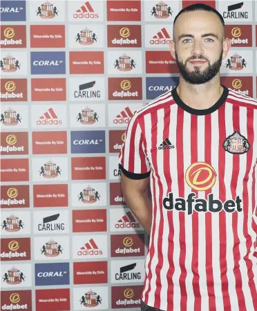  ??  ?? Experience­d Ireland defender Marc Wilson has joined on a one-year deal.