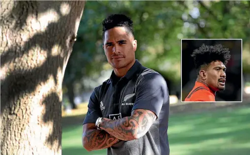  ?? PHOTO: GETTY IMAGES ?? Also a hairdresse­r, All Blacks halfback Aaron Smith appears to imitating team-mate Ardie Savea, inset, when it comes to his latest fashion statement.