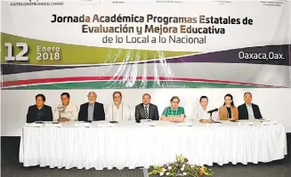  ??  ?? El organismo presentó sus directrice­s para mejorar la permanenci­a escolar.