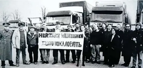  ?? FOTO: KREIS VIERSEN ?? Fast 3000 Kilometer hin, fast 3000 Kilometer zurück – gestern jährte sich der Start der größten Hilfsaktio­n zum 25. Mal.