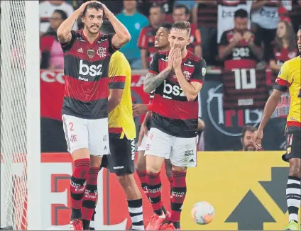  ?? FOTO: EFE ?? El Flamengo, azotado por el coronaviru­s El club brasileño ha visto como su vicepresid­ente Mauricio Gomes de Matos ha dado positivo