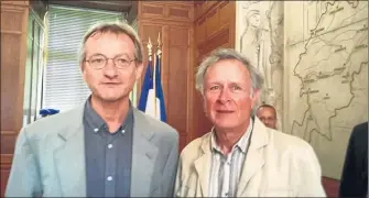  ??  ?? Jacques Jaubert et Michel Soulier président Club spéléo de Caussade