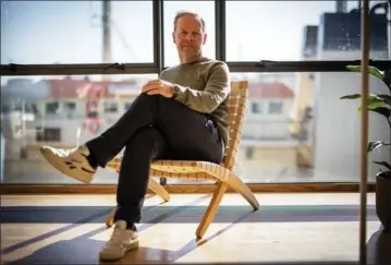 ?? ?? Christian Trads er adm. direktør for og medejer af tøjvirksom­heden H2O Sportswear. Selskabet med kontor på havnen i Aarhus har salg til detailbuti­kker i ind- og udland.