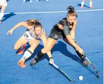  ?? Photo / Simon Watts ?? Veteran Black Stick Ella Gunson is balancing a busy lifestyle training for internatio­nal hockey and settling into her role as a constable with the Northland police.