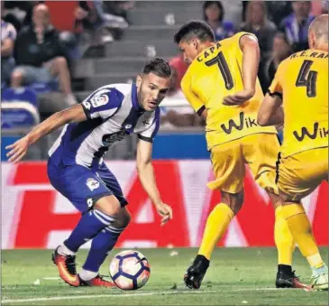  ??  ?? PRETENDIDO. Lucas, que empezó la Liga marcando un gol al Eibar, es objetivo de Everton y Arsenal.