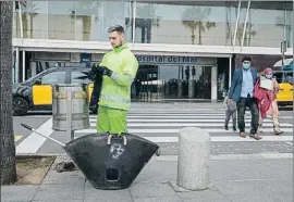  ?? MANÉ ESPINOSA ?? El vaciado de las papeleras se mantiene