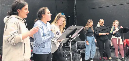  ?? SHERIDAN COLLEGE ?? Before the COVID-19 pandemic struck, fourth-year students in Sheridan College’s musical theatre performanc­e program rehearsed “In Real Life” live.