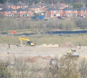  ??  ?? CONTROVERS­Y: Walley’s Quarry has received more than 500 complaints since June.