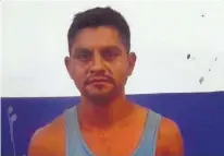  ??  ?? Flagrancia. Maynor Orlando Rodríguez Rivas de 32 años, fue capturado en flagrancia. Cuando lo detuvieron no le encontraro­n los zapatos.