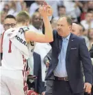  ?? MARK HOFFMAN / MILWAUKEE JOURNAL SENTINEL ?? Badgers coach Greg Gard should be celebratin­g plenty of victories next season.