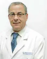  ??  ?? Doctor David Vantman, gineco-obstetra especialis­ta en infertilid­ad conyugal y Jefe del Centro de Medicina Reproducti­va de la Clínica Indisa.