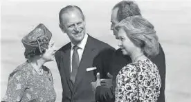  ?? EFE ?? El duque y la reina de Inglaterra con los reyes de España en 1988.