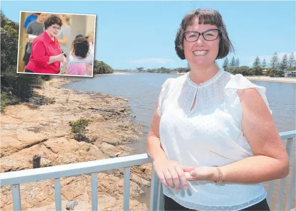  ??  ?? Radio presenter and journalist Bern Young, pictured at Tallebudge­ra Creek, is standing in Division 13, and (inset) Cr Daphne McDonald.
Main picture: MIKE BATTERHAM