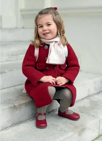  ??  ?? The Duchess of Cambridge took this photo of Princess Charlotte on the steps of Kensington Palace before she left for her first day at nursery school.