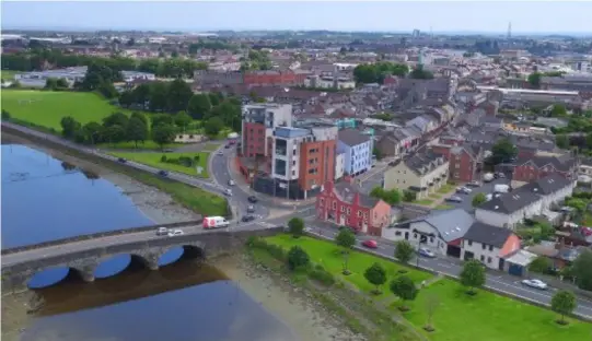  ??  ?? A one-way system for pedestrian­s is being introduced to Dundalk Town Centre.