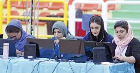  ?? (AFP) ?? Girls at a training centre in Tehran on August 15