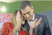  ?? AFP / CRISTINA QUICLER ?? Susana Díaz y Pedro Sánchez.